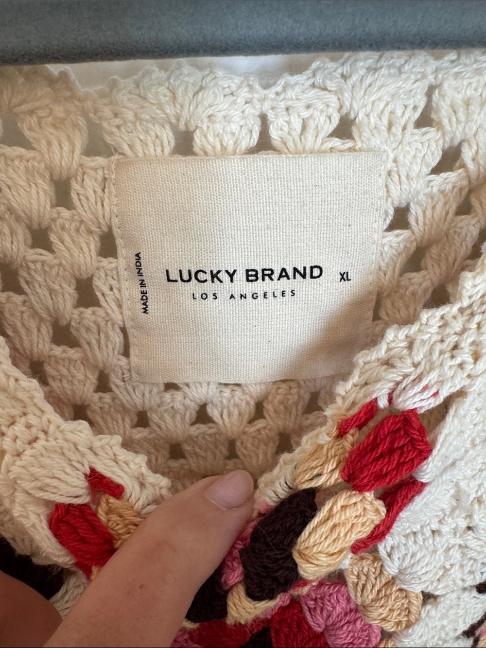 Crochet Sleeveless Tank Top in Cream and Pink - Handmade Look - Picture 3 of 8